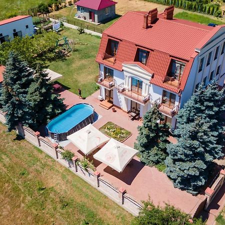 Dom Fedorovyh Hotel Sergeyevka Ngoại thất bức ảnh