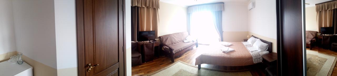 Dom Fedorovyh Hotel Sergeyevka Ngoại thất bức ảnh